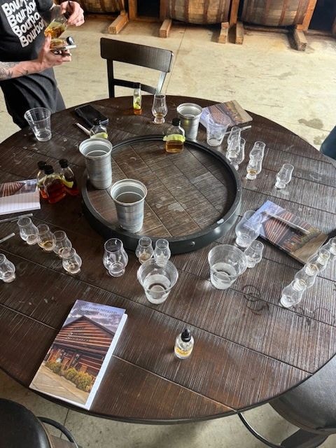 Pour Decisions Tasting Room photo 4